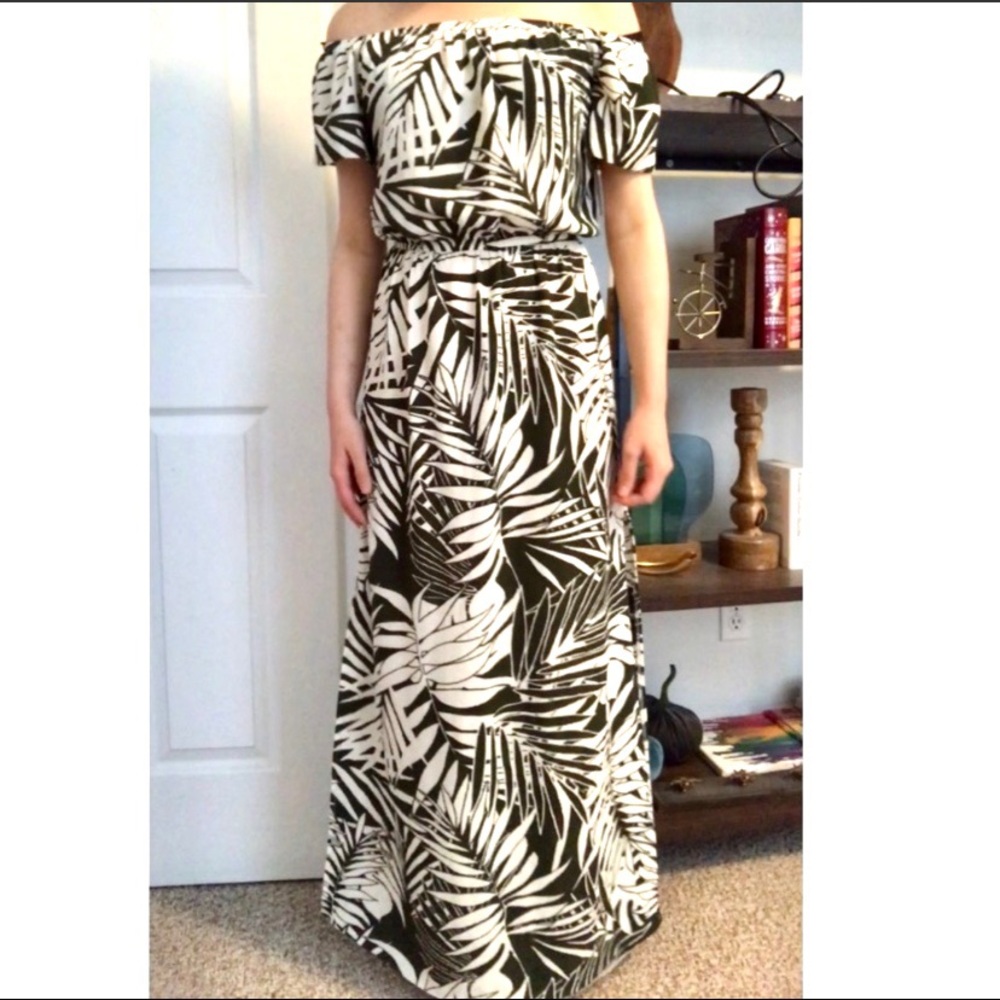 🌱 Design Lab Lord & Taylor NWOT maxi dress